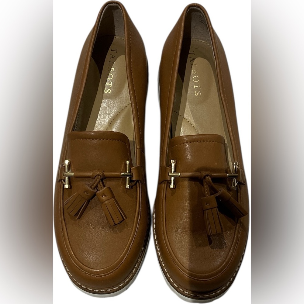 Talbots Tan Leather Loafers with Tassels (NWOT)